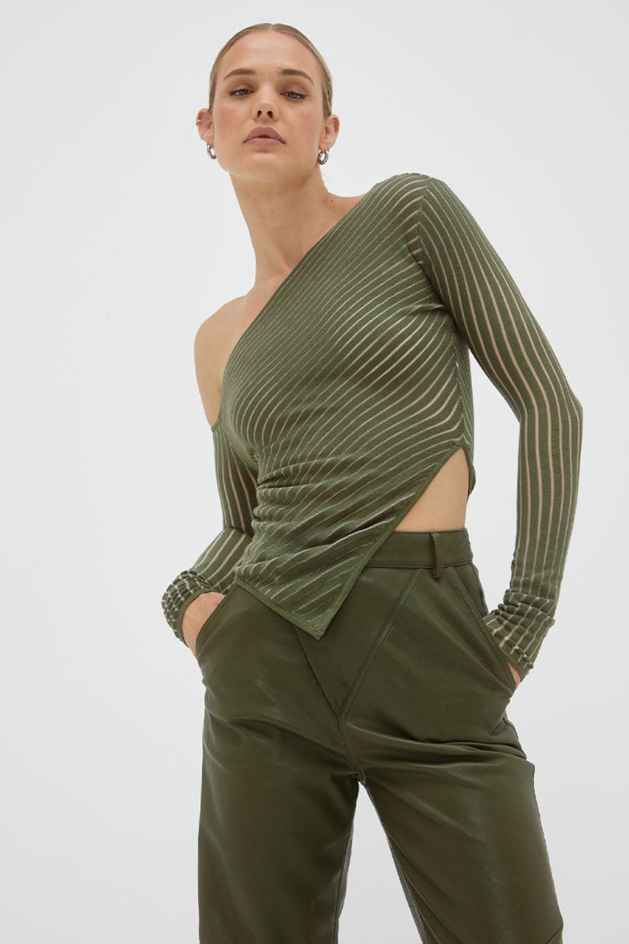 Knitwear SOVERE | Tilt Knit Top - Olive