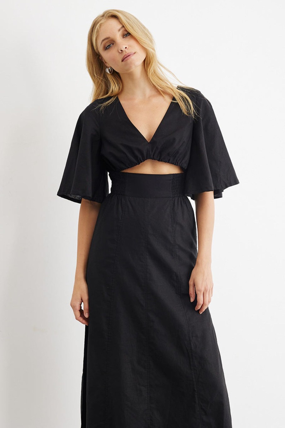 Dresses SOVERE | Epiphany Midi Dress - Black