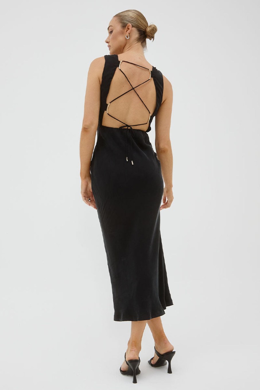 Dresses SOVERE | Arcade Slip Dress - Black